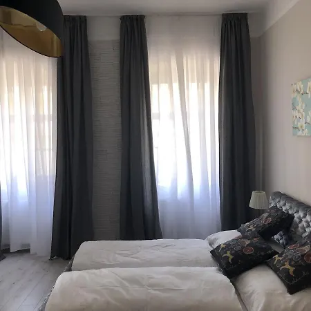Apartament Frank Apartman *