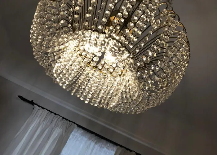 Frank Lägenhet Eger